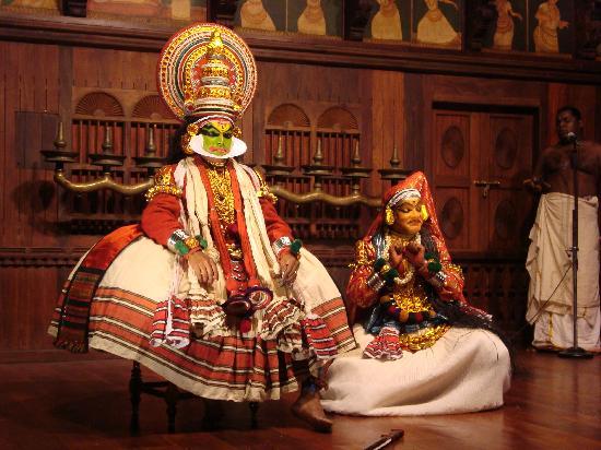 Kerala-Folklore-Theatre-and-Museum2